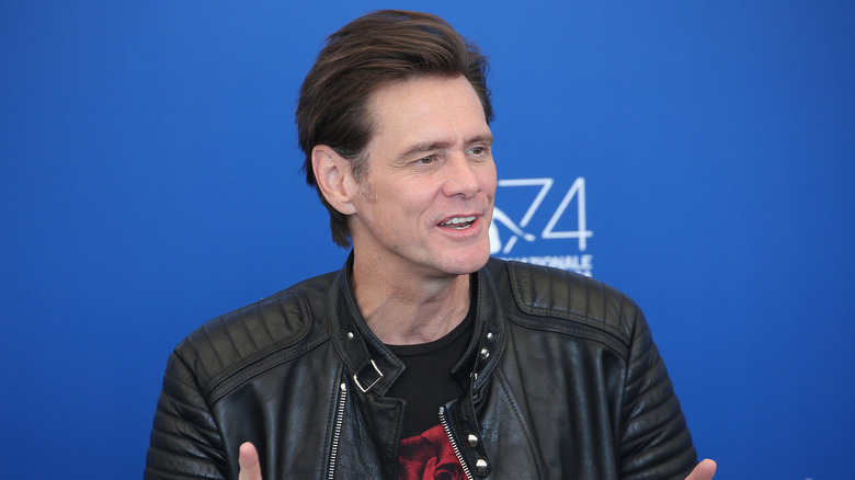 Jim Carrey speaks on stage 