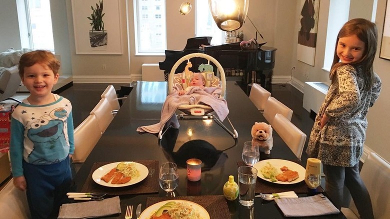 Kushner children at dinner table