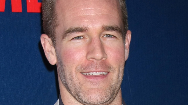 James Van Der Beek posing for cameras