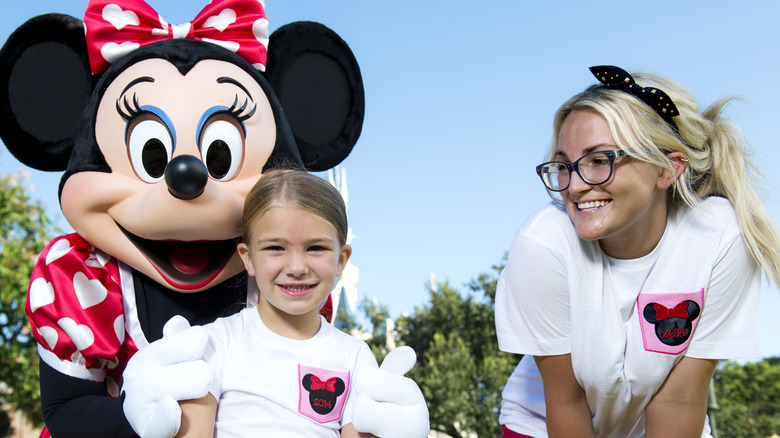 Jamie and daughter Maddie with Minnie Mouse 