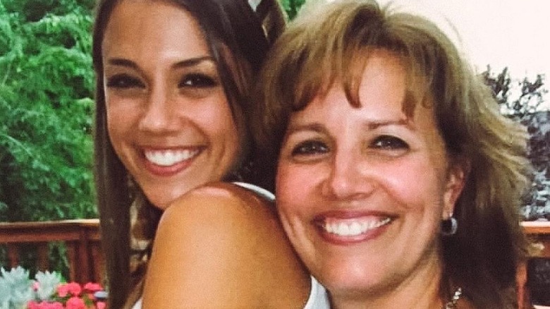 Jana Kramer and mother