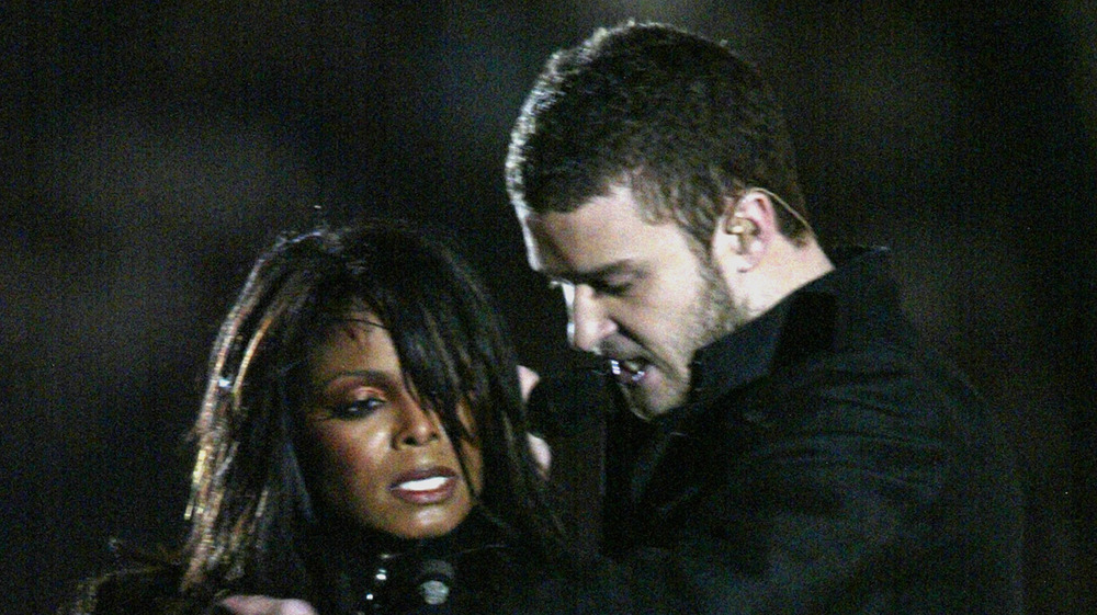 Janet Jackson and Justin Timberlake at the 2004 Super Bowl