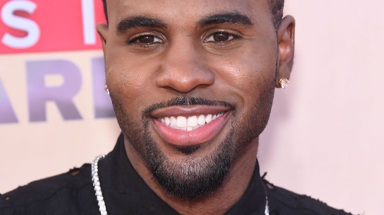 Jason Derulo smiling