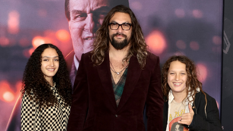 Lola Momoa, Jason Momoa, and Nakoa-Wolf Momoa smiling