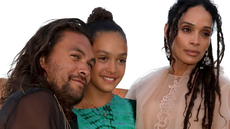 Jason Momoa, Lola Momoa, and Lisa Bonet posing