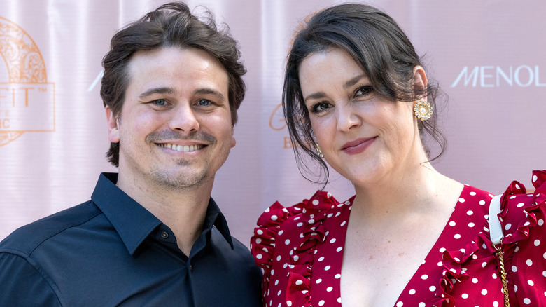 Melanie Lynskey and Jason Ritter polka dots