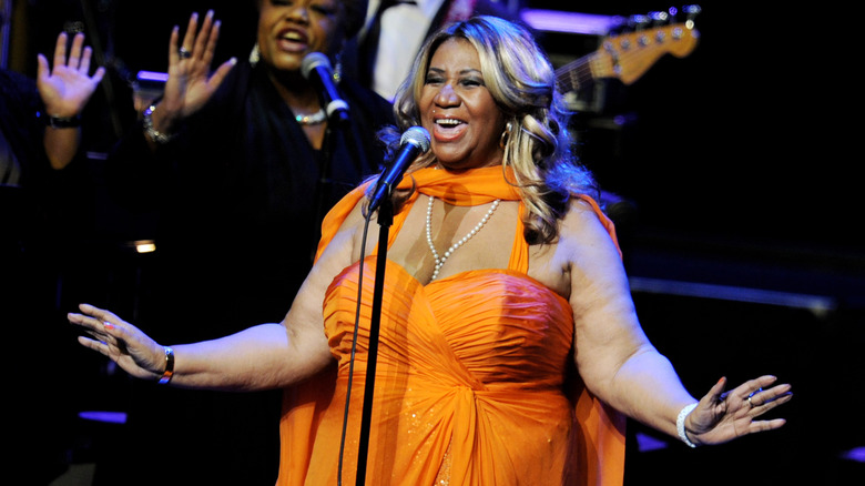 Aretha Franklin performs