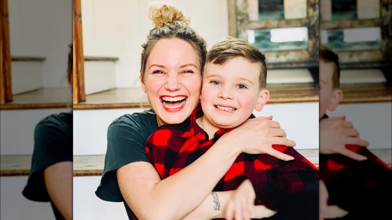 Jennifer Nettles and Magnus Miller smile