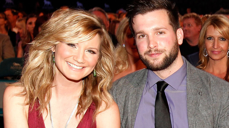 Jennifer Nettles and Justin Miller pose together