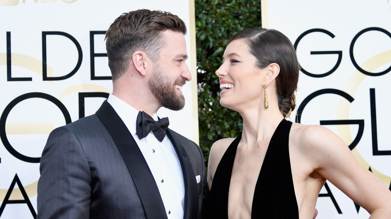 Jessica Biel and Justin Timberlake pose together