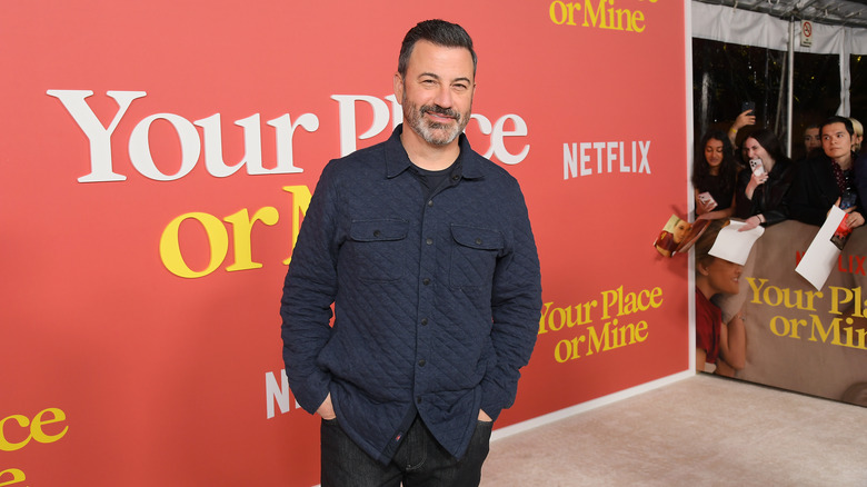 Jimmy Kimmel posing at event