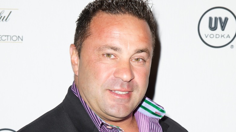 Joe Giudice posing