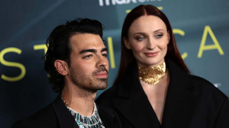 Joe Jonas and Sophie Turning posing