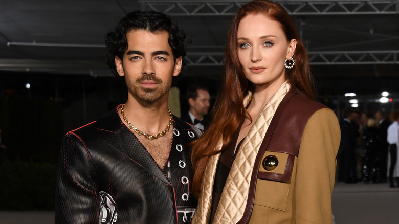 Joe Jonas and Sophie Turner posing together