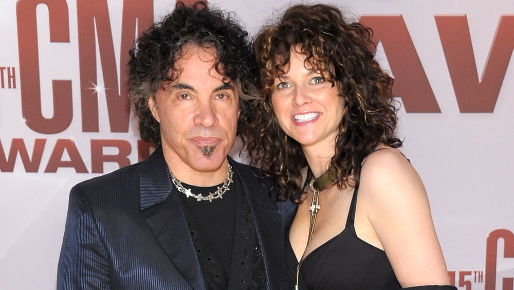 John Oates And Aimee Oates Spill The Details About Their Life ...