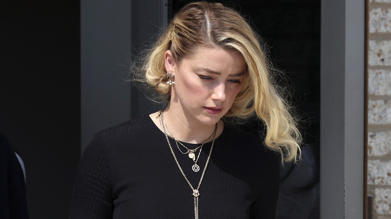 Amber heard exiting court