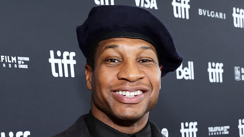 Jonathan Majors smiling