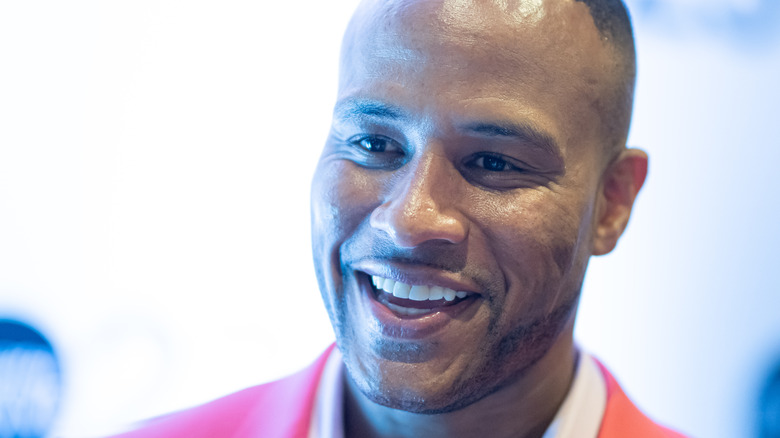 DeVon Franklin smiling