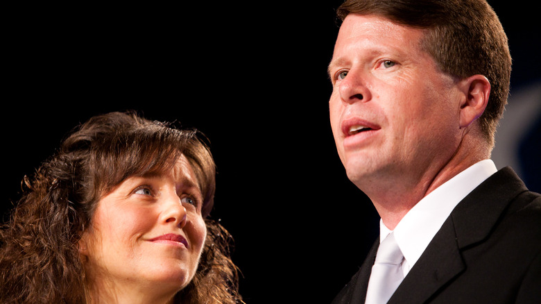 Michelle Duggar gazing Jim Bob Duggar