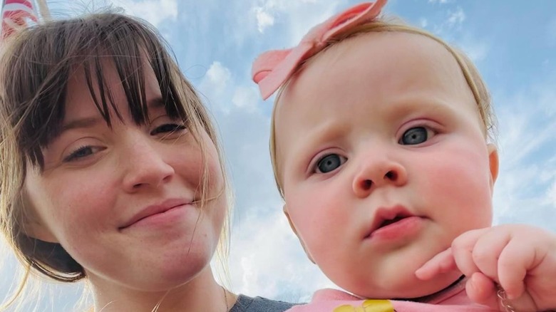 Joy-Anna Duggar taking a selfie with daughter Evelyn