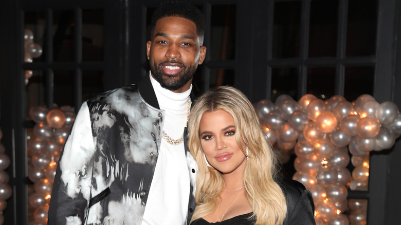 Julia Fox Has A Strong Opinion On Khloé Kardashian's Situation With ...