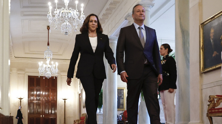 Kamala Harris Doug Emhoff walking