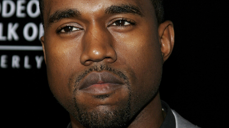 Kanye West strikes a perplexed look on the red carpet