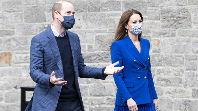 Prince William and Kate Middleton masks