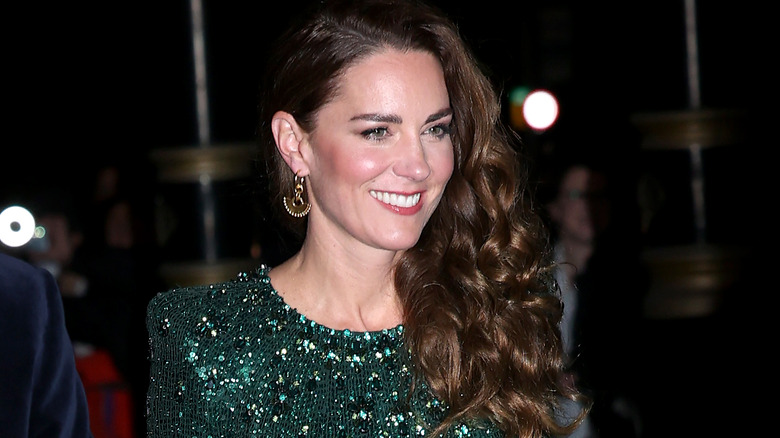 Kate Middleton with wavy hair