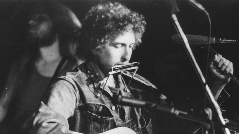 Bob Dylan performing in the 1970s