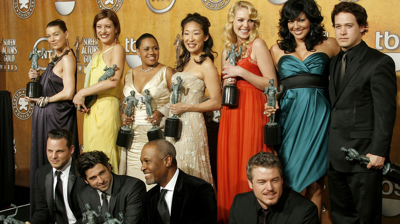 Cast of Grey's Anatomy smiling with SAG awards