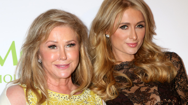 Kathy and Paris Hilton on the red carpet