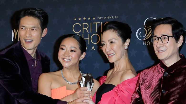 Harry Shum Jr, Stephanie Hsu, Michelle Yeoh and Ke Huy Quan on red carpet