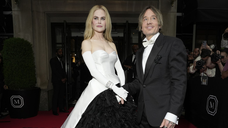 Nicole Kidman and Keith Urban smiling