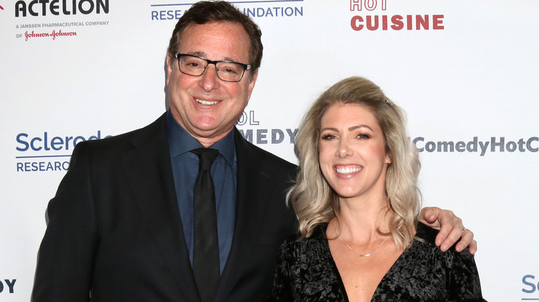 Kelly Rizzo and Bob Saget pose 