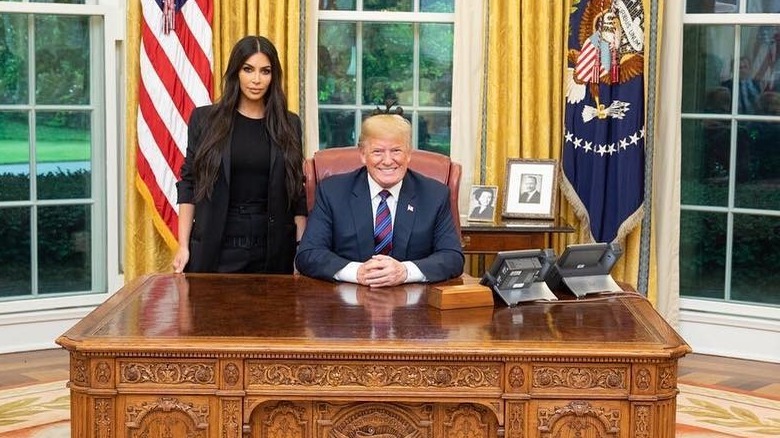 Kim Kardashian and Donald Trump in Oval Office