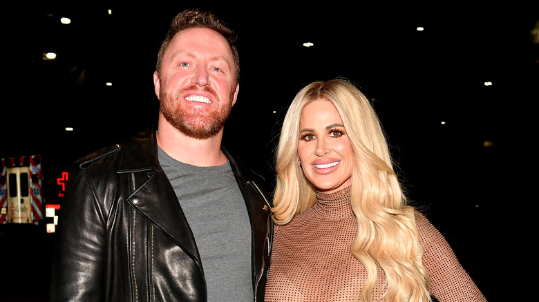 Kroy Biermann and Kim Zolciak-Biermann smiling 