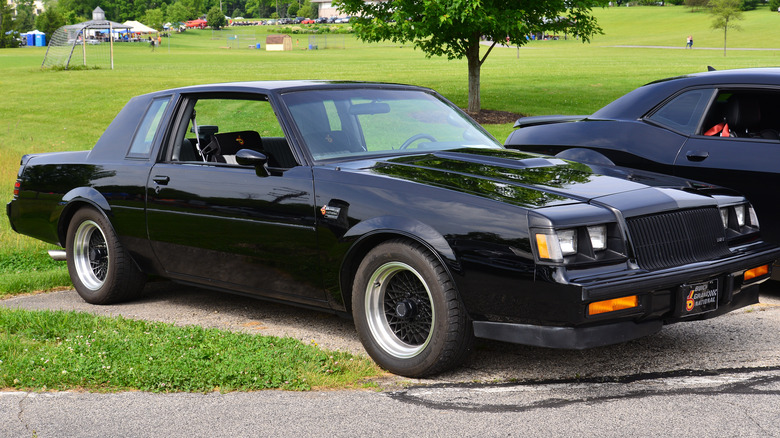 Buick GNX black 