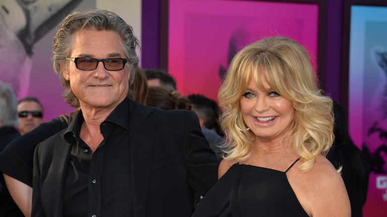 Kurt Russell Goldie Hawn red carpet smiling