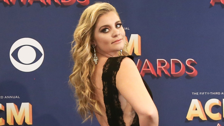 Lauren Alaina bare back gown