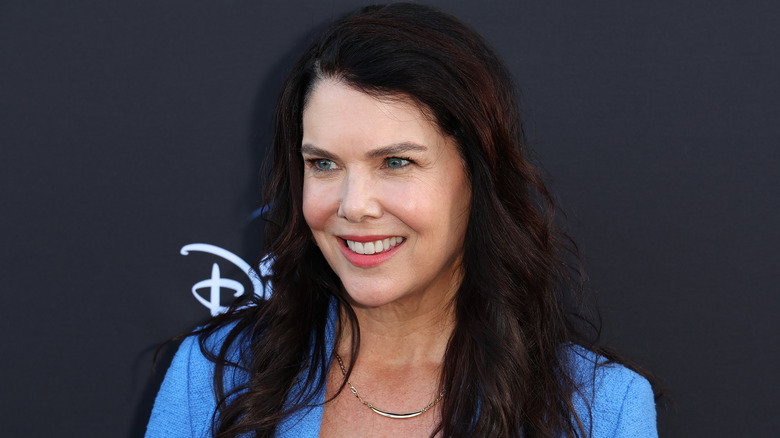 Lauren Graham smiling