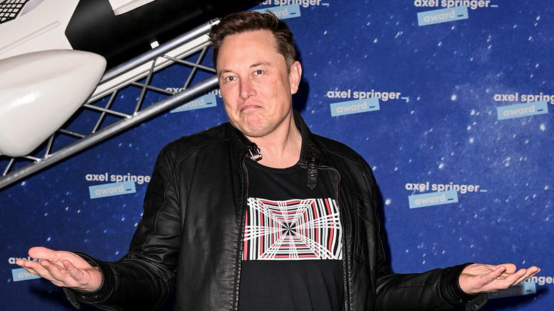 Lawyer Decodes Strategy Behind Blockbuster Lawsuit Against Elon Musk ...