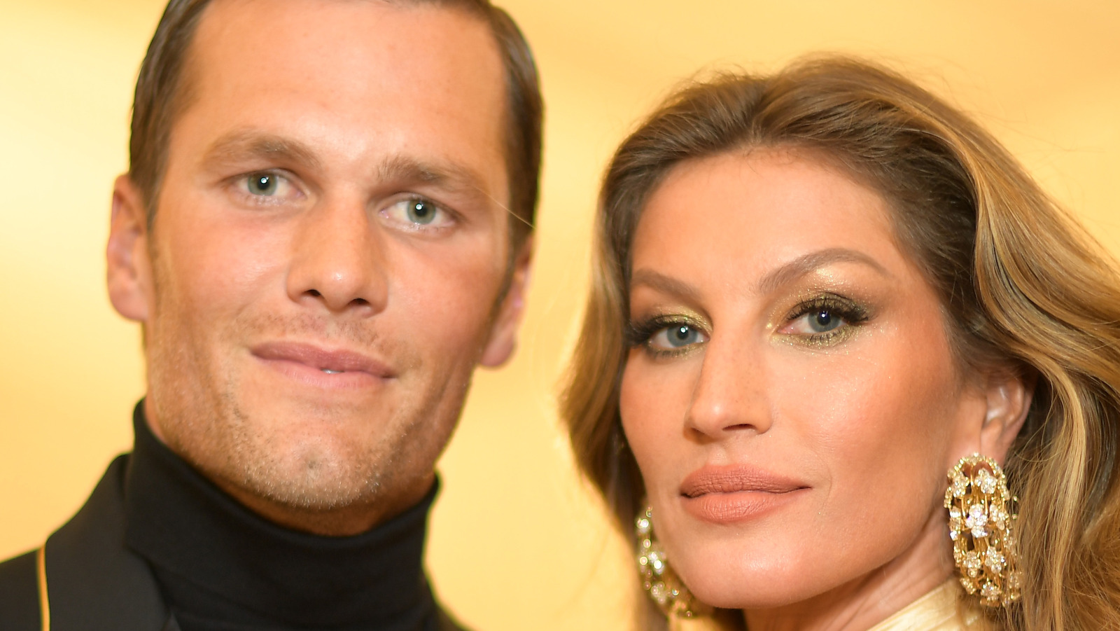 Report: Gisele Bundchen hires divorce lawyer, Tom Brady 'trying to