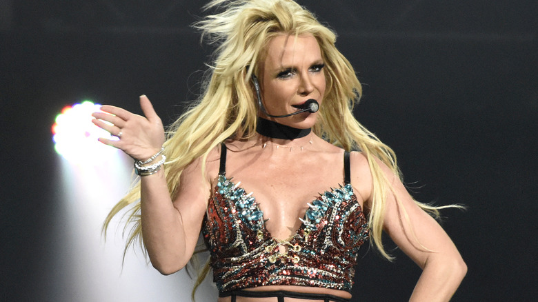 Britney Spears performing