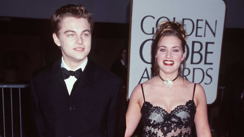 Leonardo DiCaprio, Kate Winslet posing