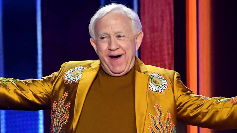 Leslie Jordan posing on stage