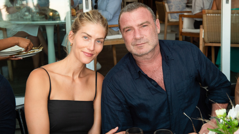 Liev Schreiber and Taylor Neisen dining