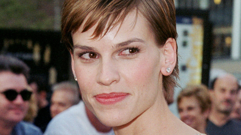 Hilary Swank pixie cut