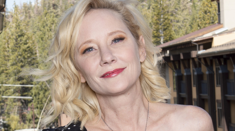 Anne Heche smiling 