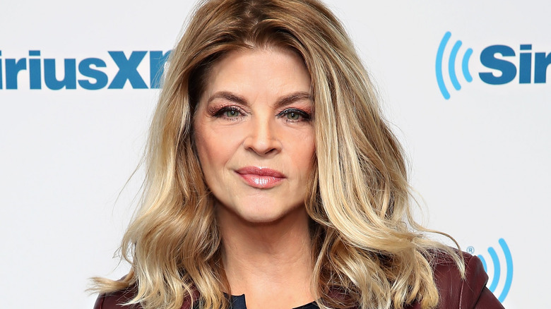 Kirstie Alley posing 